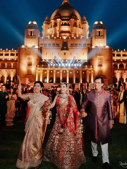 The bride's joyful walk with her parents, a moment of family love that resonated with audiences.