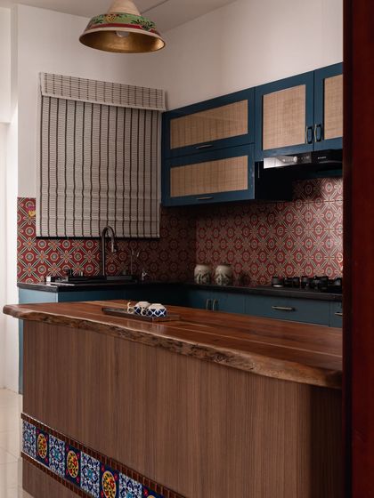 By the Riverside - Full-Service Interior Design Heart of the Home: Kitchens & Dining photo 4