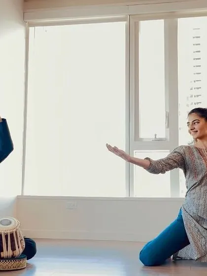 A happy, spontaneous moment from my 'Butter' collaboration with tabla artist Shobhit Banwait. You can see the joy and creative energy we shared during this session.