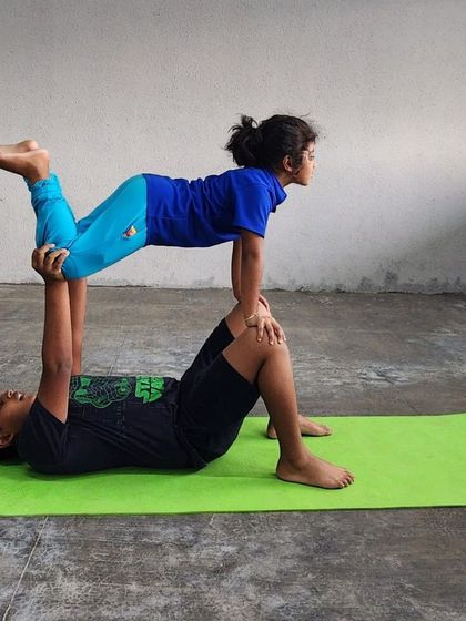 Swimsquare - Kids' Gymnastics Camp Partner & Group Acrobatics photo 32