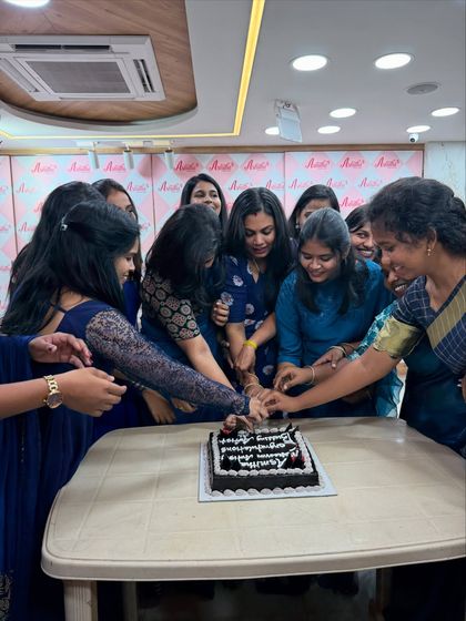 Asmitha Makeover Artistry - Professional Beauty Artist Courses From Student to Professional: Graduation & Community photo 7