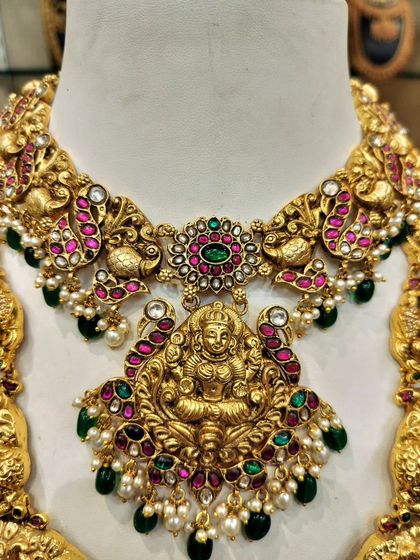 Lotus Bridal Studio - Wedding & Event Jewellery Rental Timeless Temple & Gold-Look Jewellery photo 21