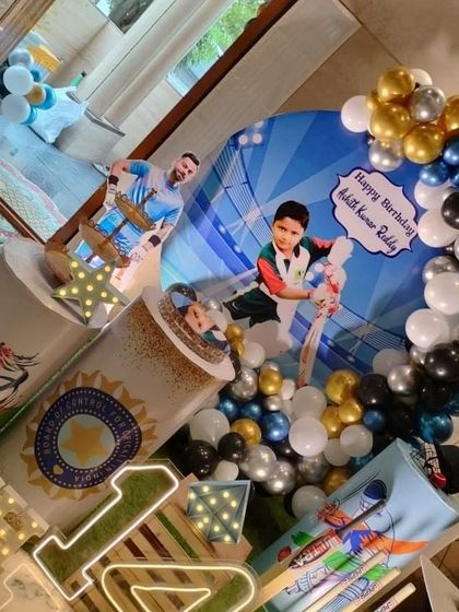 Unique & Custom Themes photo 3