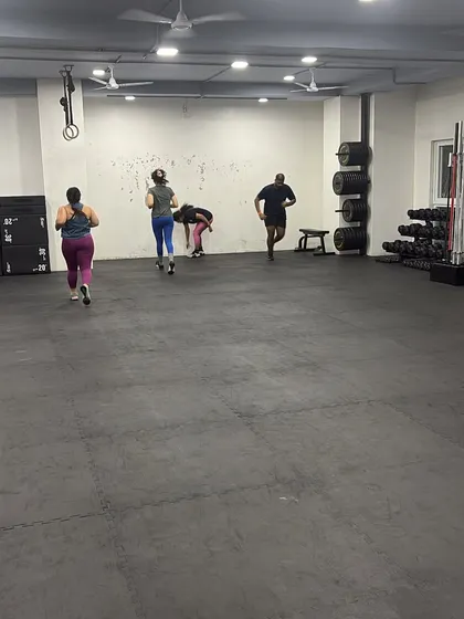 The warm up run at the start of a class. We make sure everyone is properly prepared for the workout ahead.