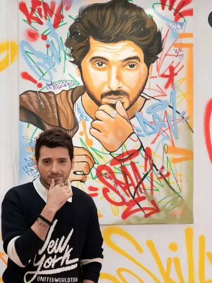 Divyenndu posing like the portrait I painted of him. It was a fun moment on set and a great experience being part of this creative campaign.