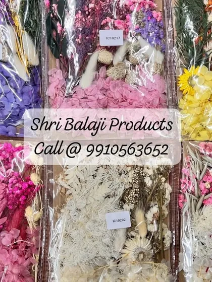 Another view of my colorful dried flower kits. I offer various color palettes, including purples, pinks, yellows, and whites, to suit any creative project.