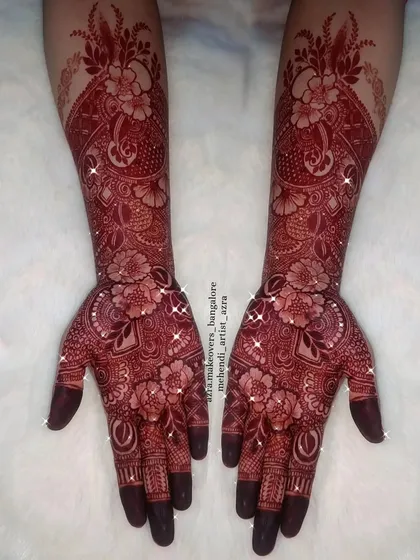 The result of my organic henna and proper aftercare is a stunningly deep and rich red stain, ensuring your mehendi looks its best for your event.