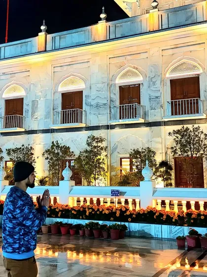 Gratitude and prayer at the Gurudwara. I believe in being thankful for the strength I've been given to pursue my goals.