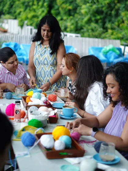 A beautiful shot from our workshop at Blue Tokai. The table is full of colorful yarn, happy people, and fresh coffee. It was a perfect evening.