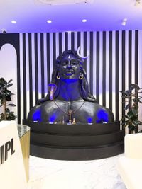 Sculptural & 3D Wall Installations