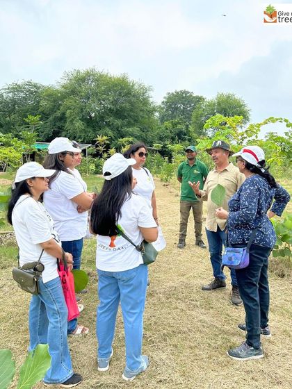 Here I am with a group of enthusiastic volunteers. These community plantation events are a wonderful way to bring people together, share knowledge, and make a tangible impact on the local environment.