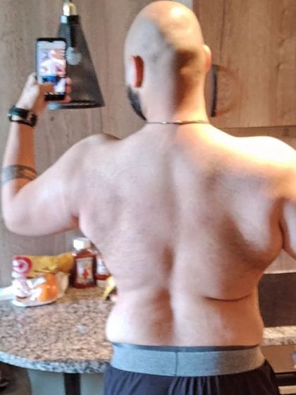 This is a side by side comparison of what a year of consistency looks like. The image on the left shows my physique after a period of less disciplined eating, while the right shows the result of getting back on track.