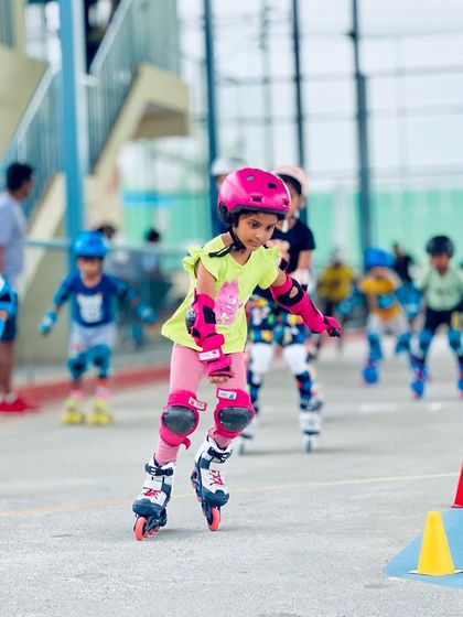 Sportonix Sports Arena - Roller Skating Classes Friendly In-House Competitions photo 13