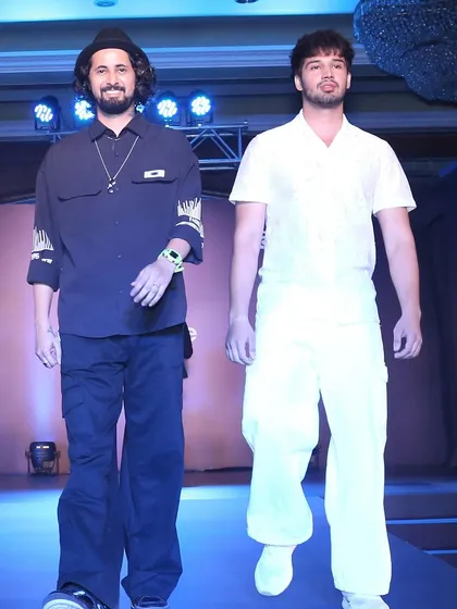 On the runway for a L'Oréal Professionnel and Looks Salon collaboration. I love being part of these big shows, presenting the final look on stage after creating it. It’s all about bringing the art of hair to a live audience.
