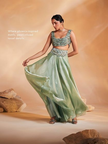 Statement Cape & Jacket Sets photo 8