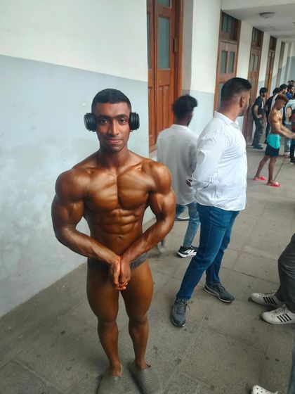 A client backstage, looking conditioned and ready. We prepare for every detail to ensure success.