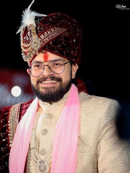 The Dapper Groom: Solo Portraits photo 12