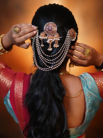 Aakruthi Abharana - Personal Jewellery Styling Complete Your Look: Accessories photo 6