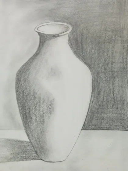 A classic vase drawing, perfect for learning the fundamentals of 3D pencil sketching and shading.