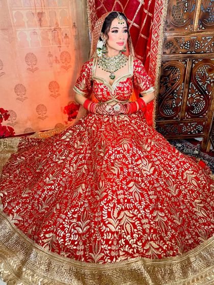 Another full-length shot showing the grandeur of the complete bridal look. I work with you to create a look that you will cherish forever.