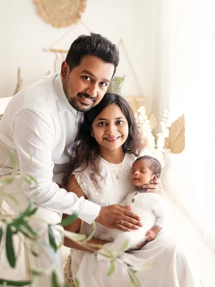 Another lovely family shot from this session, with a slightly different angle that feels so warm and intimate.
