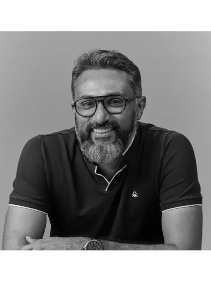 Meet Ar. Swapnil Valvatkar, a Principal Architect at our studio. He believes in simplifying design complexities and lives by the motto ‘work hard, party harder’.