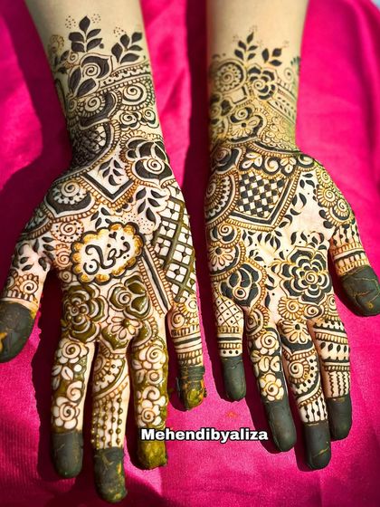 Elegant Designs for Parties & Guests photo 13