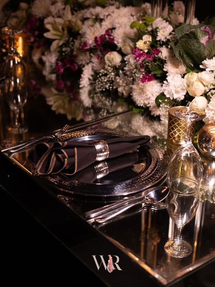 Wedding River - Wedding Design & Decor Modern Noir & Moody Glamour photo 40