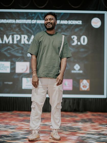 Murugananda Muruga - Dance and Fitness Classes On Stage & On Set photo 3