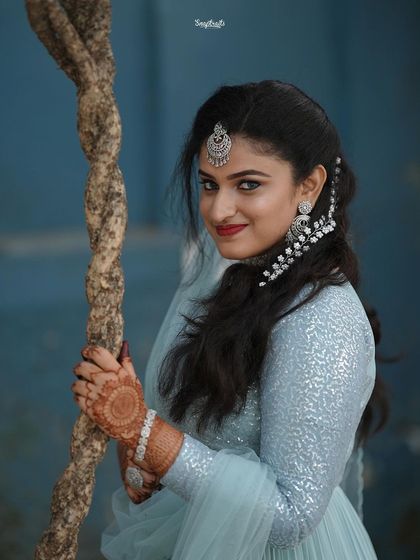 Snaptraits - Fashion & Portrait Photography Bridal Portraits: Grace & Radiance photo 12