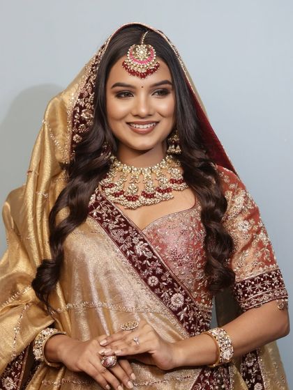 Timeless Bridal Looks photo 6