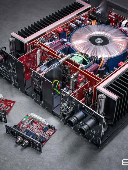 The Heart of the System: Amplifiers, DACs & Components photo 5