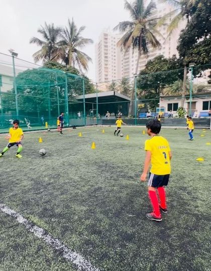 Elite Soccer School - Youth Football Coaching Programs Youth Development (Ages 6-10) photo 47