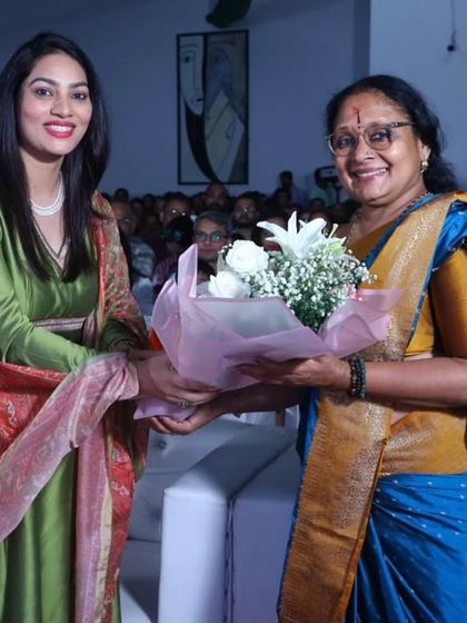 Our school leadership honors the Chief Guest, Ms. Jayaprabha Menon, with a bouquet at 'Antaragni 2025'. We believe in showing gratitude to the experts who inspire our students and enrich our cultural events.