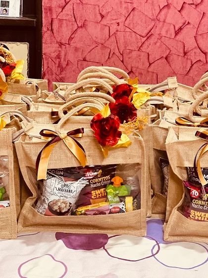Gift Hamper - Wedding Gifting & Trousseau Packing Welcome Hampers & Wedding Favors photo 8