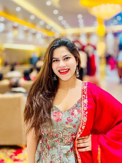 A bright smile during a Sangeet event. The energy of the crowd always keeps me going.