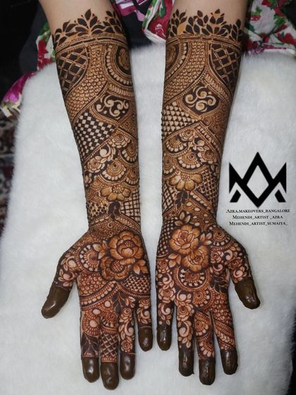 Azra Mehendi - Mehendi Artistry Full Bridal Mehendi photo 16
