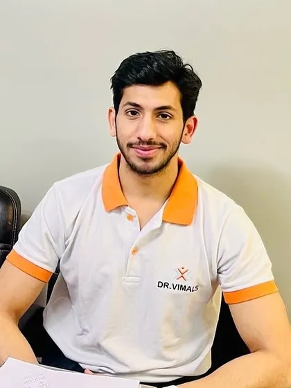 Meet Dr. Mukul Besoya, who leads our Noida clinic. With four years of experience in manual therapy and sports rehabilitation, his passion and knowledge are invaluable in helping patients recover from complex injuries.
