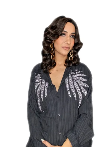 A simple, elegant party look with soft waves and natural makeup.
