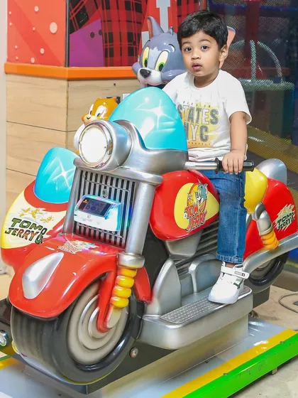 Time for a ride with Tom & Jerry! This classic character motorcycle ride is a favorite among our younger visitors.