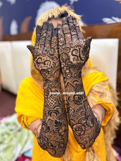 A full view of the design with the 'Y' and 'S' initials and the name 'Yusuf'.