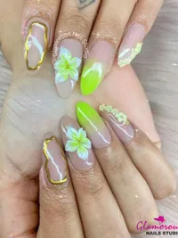 Nail Art & Design