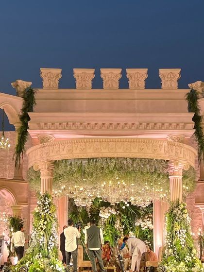 Ethereal Gardens: White & Green Decor photo 30