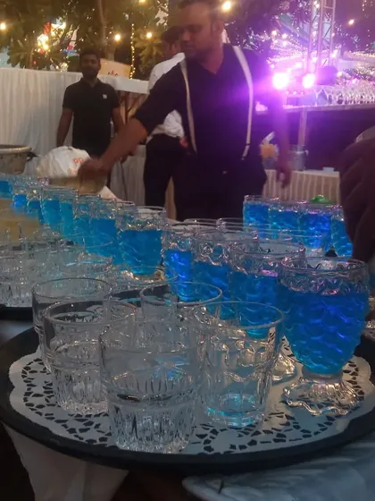 I can set up dedicated mocktail bars to add a special touch to your corporate events. My team serves a variety of colorful and refreshing drinks to keep your guests happy.