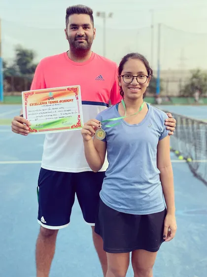 Another shot of Arsheen Sappal with her medal from the UTR tournament in Gurugram, where she also placed 3rd in the Under-16 category. Consistent performances like these are what we strive for.