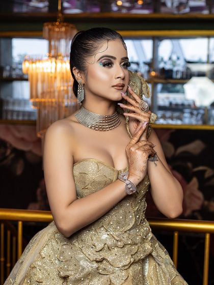 Transforming faces, one brushstroke at a time. This is a perfect example of a high-glam party look.