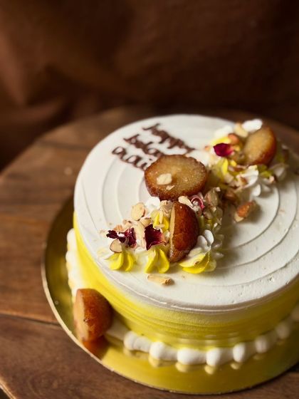 A Taste of India: Fusion Flavor Cakes photo 6