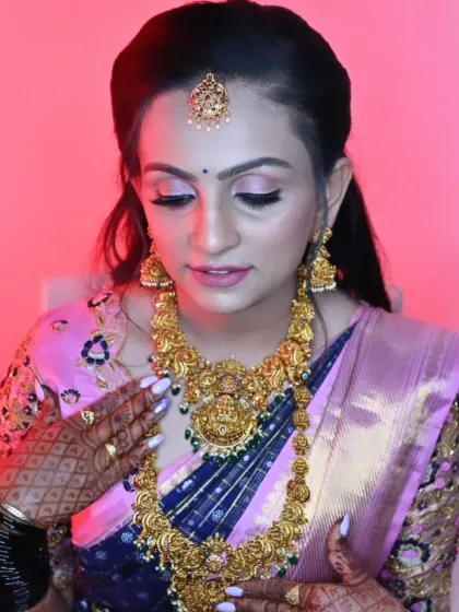Usha Gowda - Bridal Makeup and Hair Styling Happy Brides, Lasting Memories photo 4