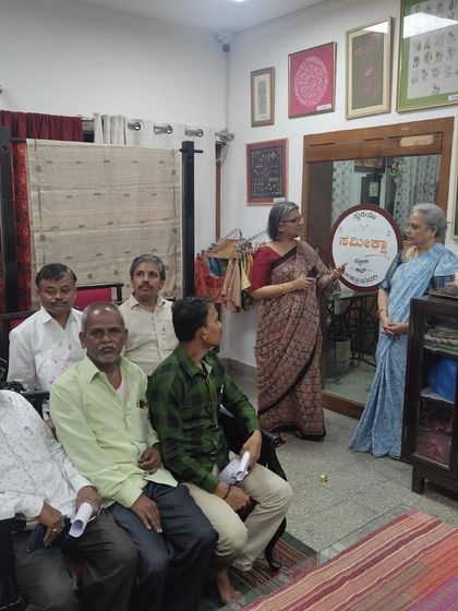 Presenting my embroidered studio logo to visiting design students. It was a pleasure to share my work and story with the next generation of creators.