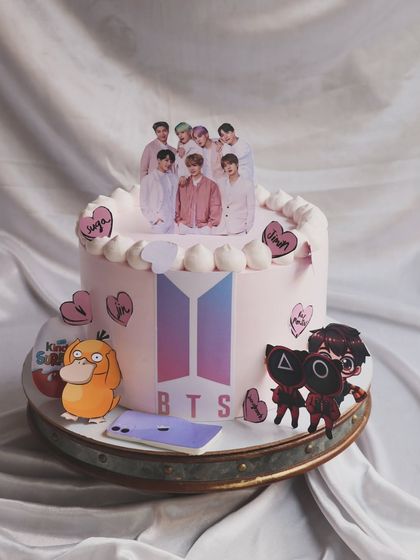 Character & Fandom Cakes photo 7